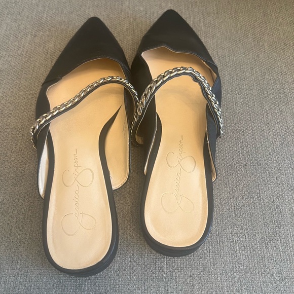 Jessica Simpson size 7 women Black back out shoes - Picture 3 of 5